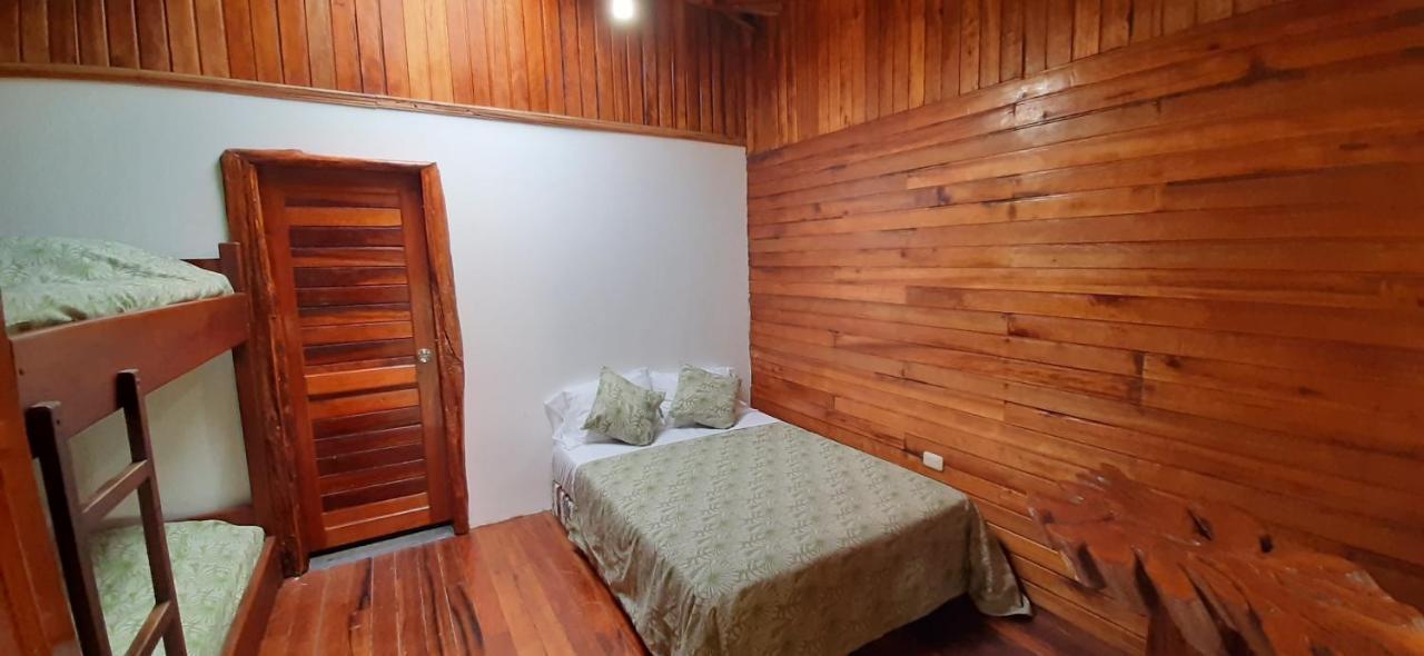 Guest House Great Hostels Amazon 普约 外观 照片